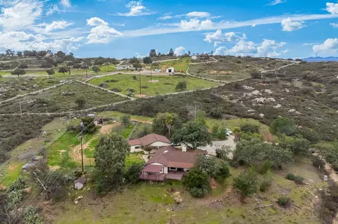 View/Area - 19985 Sunset Oaks Dr, Ramona, CA 92065 photo 5 of 12
