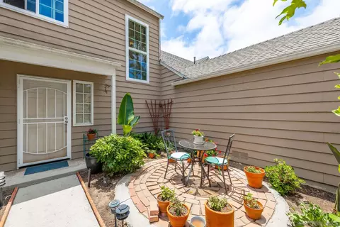 2641 Regent Rd, Carlsbad, CA 92010 photo 4