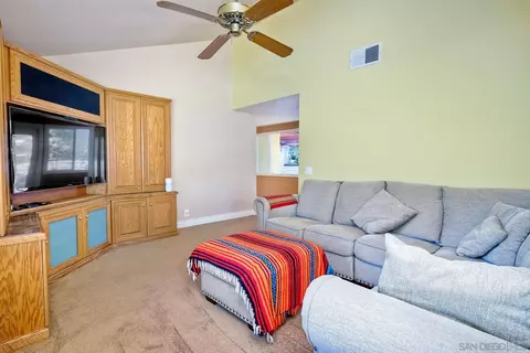 16257 Oak Creek Trl, Poway, CA 92064 photo 33