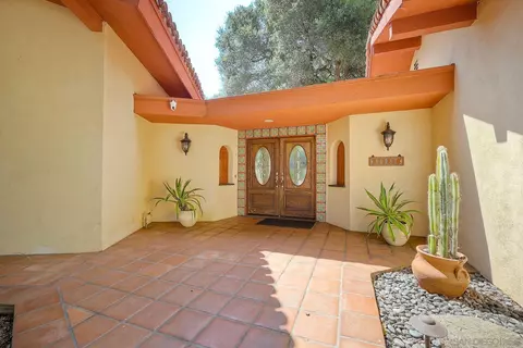 16257 Oak Creek Trl, Poway, CA 92064 photo 7