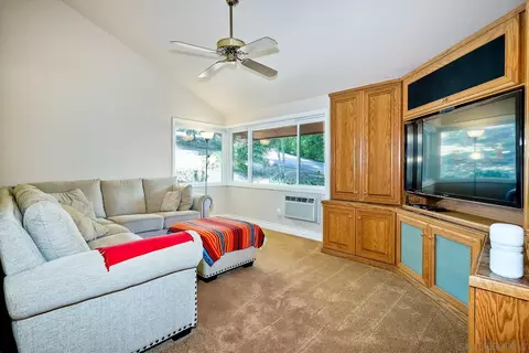 16257 Oak Creek Trl, Poway, CA 92064 photo 32