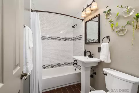 Bath - 9469 Pike Rd, Santee, CA 92071 photo 2 of 2