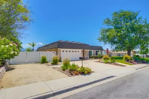 14747 Dash Way, Poway, CA 92064 photo 3