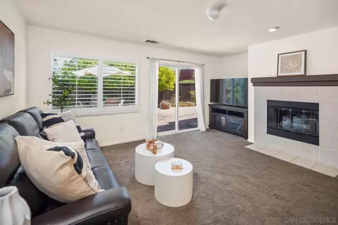 Living - 5120 Mendip St, Oceanside, CA 92057 photo 2 of 2