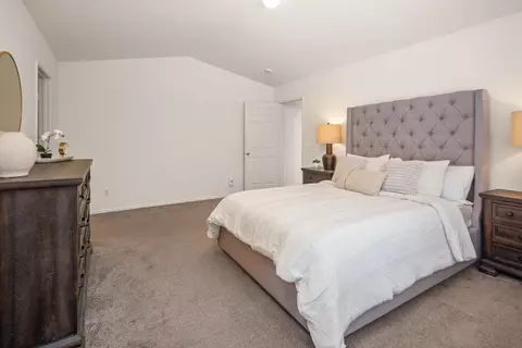 Bedroom - 5120 Mendip St, Oceanside, CA 92057 photo 5 of 10
