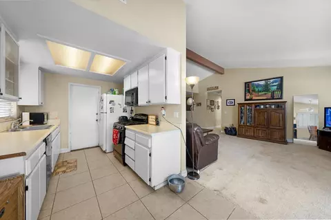 548 Justin Way, Escondido, CA 92027 photo 7