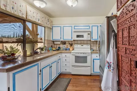 Kitchen - 14415 Garden Rd, Poway, CA 92064 photo 1 of 2