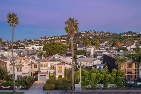 View/Area - 7445-47 Draper Ave, La Jolla, CA 92037 photo 4 of 14
