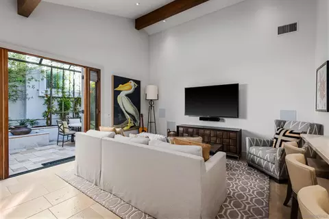Living - 7445-47 Draper Ave, La Jolla, CA 92037 photo 4 of 5