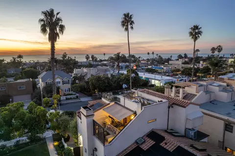 View/Area - 7445-47 Draper Ave, La Jolla, CA 92037 photo 2 of 14