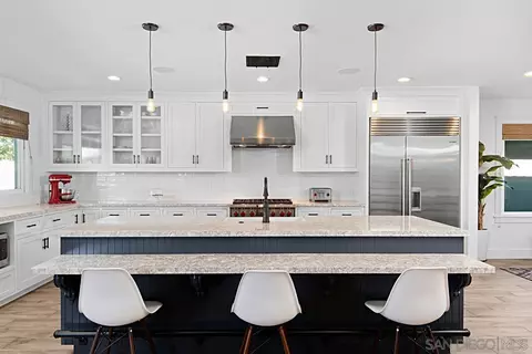 24 Half Moon Bnd, Coronado, CA 92118