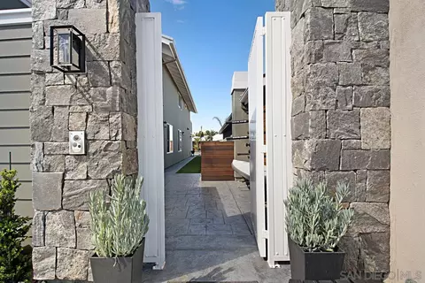 24 Half Moon Bnd, Coronado, CA 92118 photo 34
