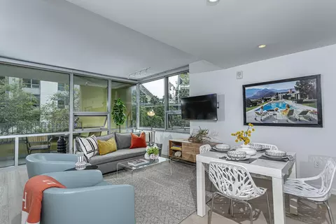 321 10th Ave #213, San Diego, CA 92101