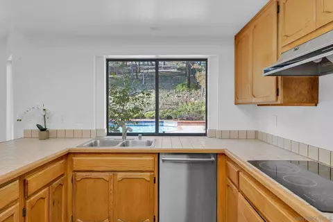 Kitchen - 12882 Shadowline St, Poway, CA 92064 photo 3 of 3