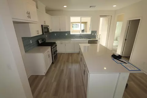 5335 Seacliff Pl #30, San Diego, CA 92154