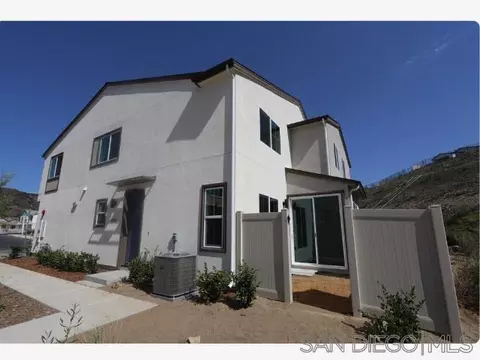 35204 Tuft Ln #193, Fallbrook, CA 92028