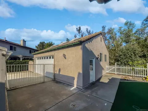 Exterior - 2071 Hallmark Pl, Escondido, CA 92029 photo 2 of 6