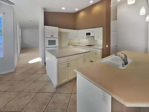 Kitchen - 2071 Hallmark Pl, Escondido, CA 92029 photo 1 of 3