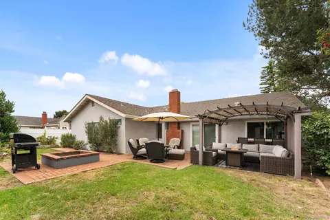 1808 Hunsaker St, Oceanside, CA 92054 photo 3