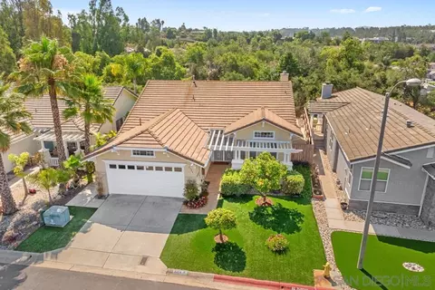 2324 Azure Ln, Vista, CA 92081 photo 2