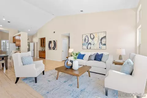 2324 Azure Ln, Vista, CA 92081 photo 10
