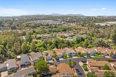 2324 Azure Ln, Vista, CA 92081 photo 46
