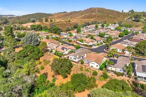 2324 Azure Ln, Vista, CA 92081 photo 45