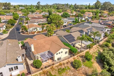 2324 Azure Ln, Vista, CA 92081 photo 42