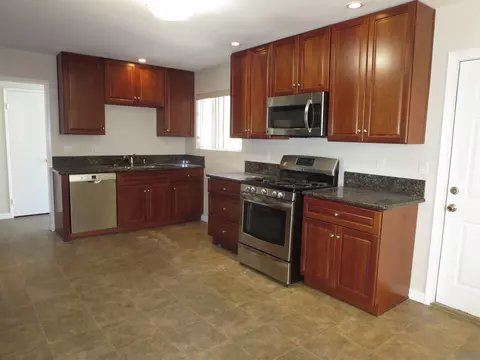 Kitchen - 13520 Tobiasson Rd, Poway, CA 92064 photo 2 of 4