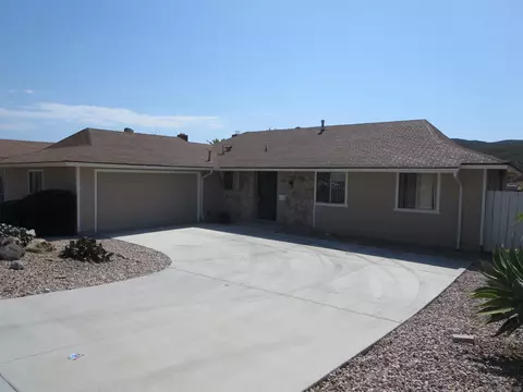 13520 Tobiasson Rd, Poway, CA 92064
