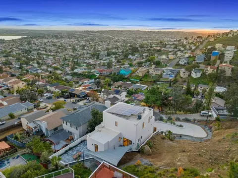 View/Area - 1421 Coronado Ave, Spring Valley, CA 91977 photo 6 of 7
