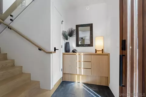 Entry Way - 1421 Coronado Ave, Spring Valley, CA 91977 photo 6 of 8