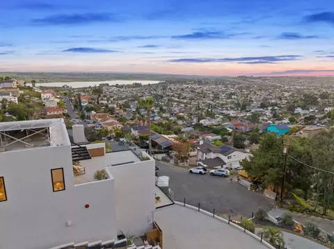 View/Area - 1421 Coronado Ave, Spring Valley, CA 91977 photo 4 of 7