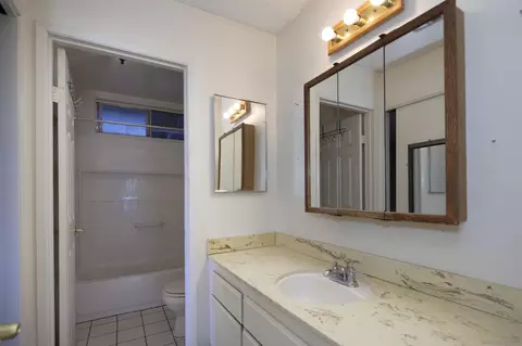 Bath - 2426 Bar Bit Rd, Spring Valley, CA 91978 photo 2 of 2