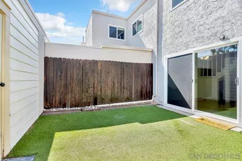 9457 Carlton Oaks Dr #C, Santee, CA 92071 photo 18