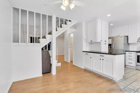 9457 Carlton Oaks Dr #C, Santee, CA 92071 photo 9