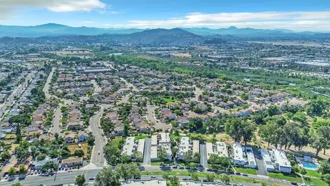 9457 Carlton Oaks Dr #C, Santee, CA 92071 photo 35