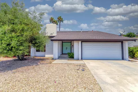 Exterior - 1464 Gary Ln, Escondido, CA 92026 photo 2 of 9