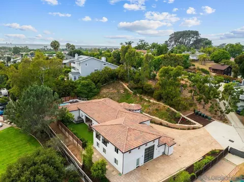 View/Area - 472 Arroyo Dr, Encinitas, CA 92024 photo 4 of 8