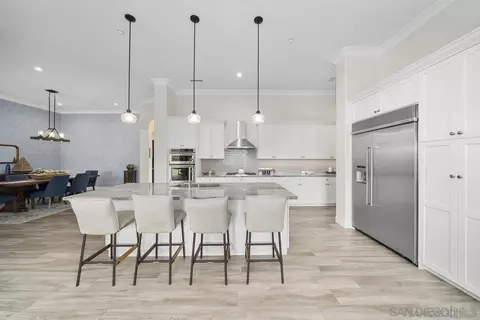 Kitchen - 472 Arroyo Dr, Encinitas, CA 92024 photo 3 of 5