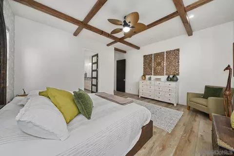 Bedroom - 472 Arroyo Dr, Encinitas, CA 92024 photo 3 of 8