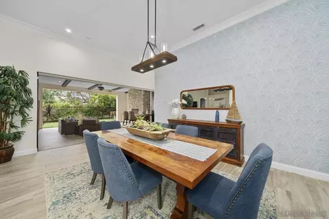 Dining - 472 Arroyo Dr, Encinitas, CA 92024 photo 2 of 4