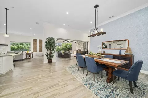 Dining - 472 Arroyo Dr, Encinitas, CA 92024 photo 1 of 4
