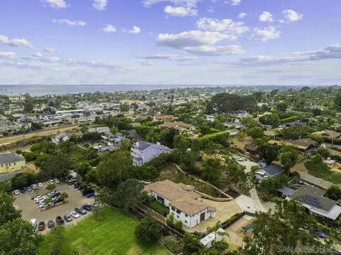 View/Area - 472 Arroyo Dr, Encinitas, CA 92024 photo 1 of 8