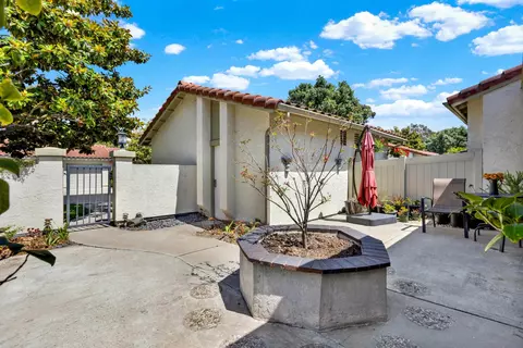 Exterior - 1957 Fairlee, Encinitas, CA 92024 photo 3 of 8
