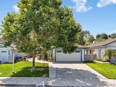 31483 Corte Salinas, Temecula, CA 92592 photo 2