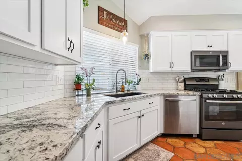 31483 Corte Salinas, Temecula, CA 92592 photo 13