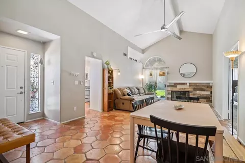 31483 Corte Salinas, Temecula, CA 92592 photo 8