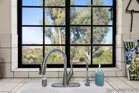 28657 Rolling Rock, Escondido, CA 92026 photo 14