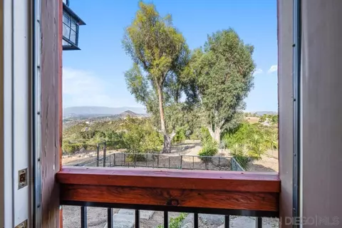 28657 Rolling Rock, Escondido, CA 92026 photo 15